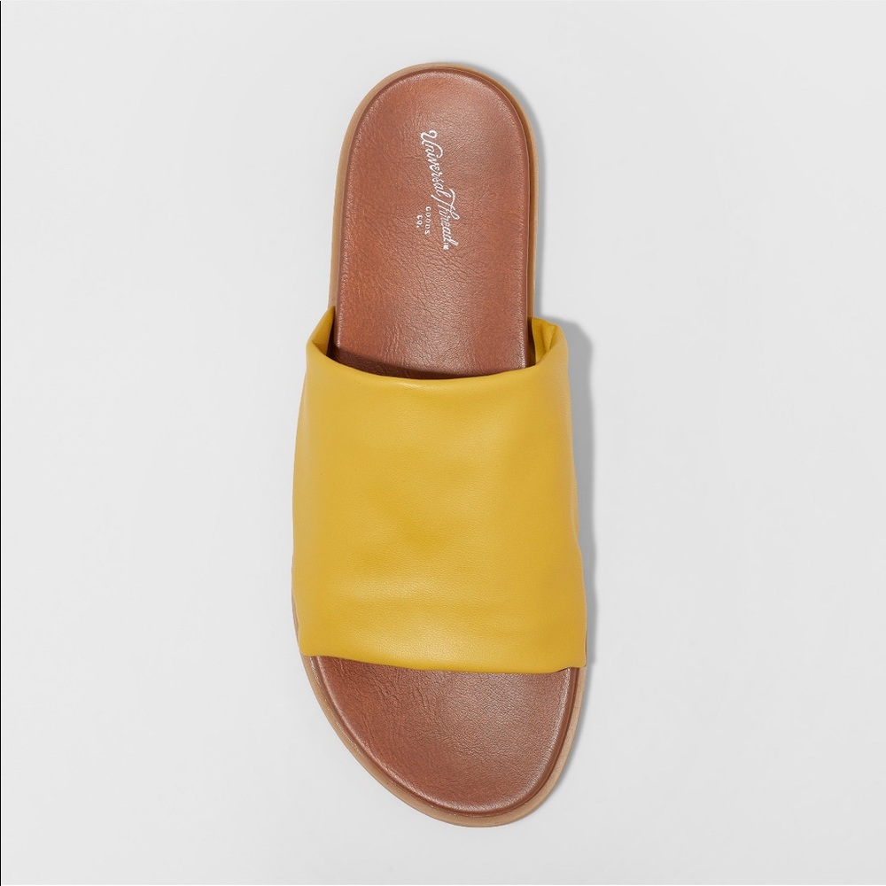 Universal Thread | NWOT Mustard Slides